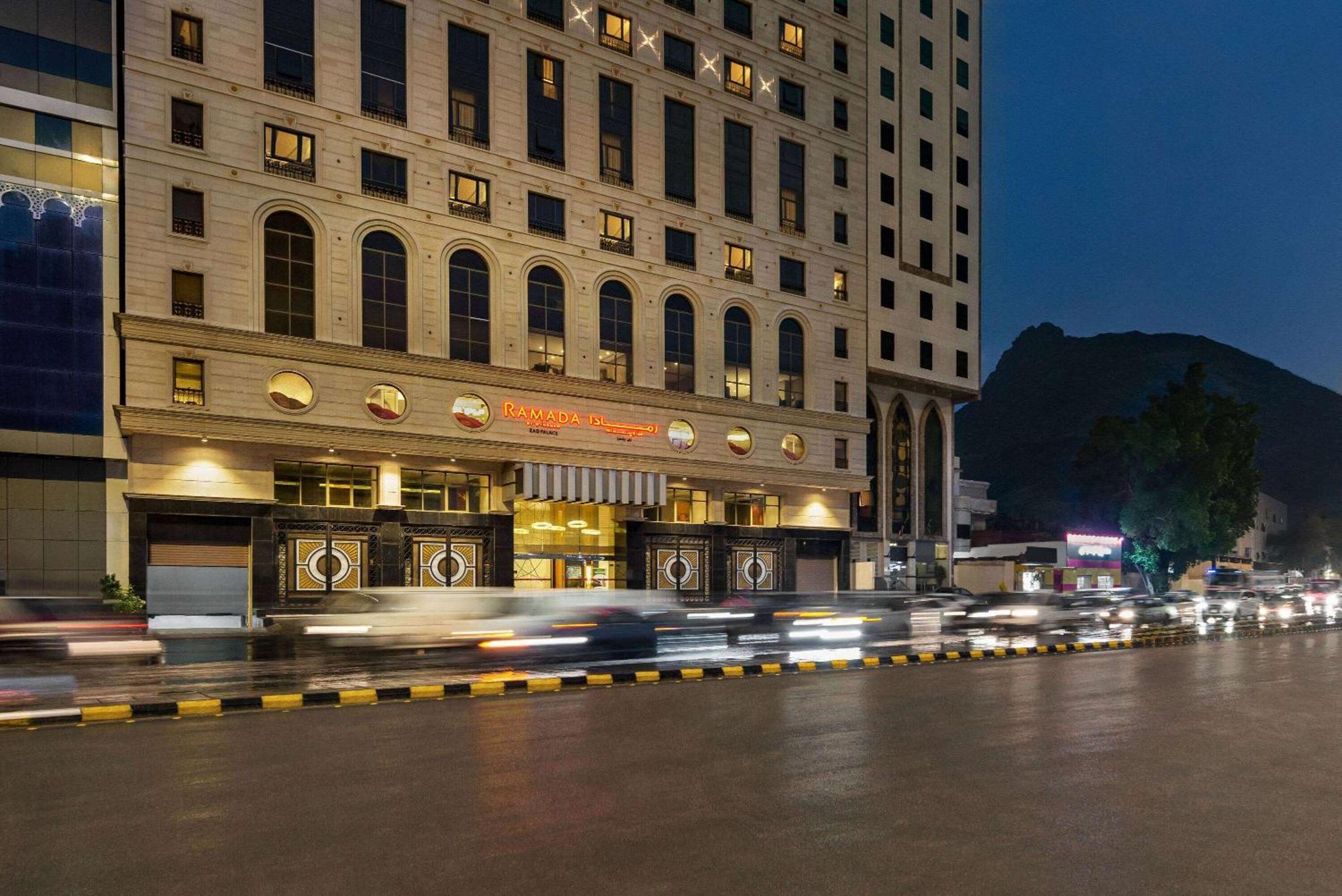 Hotel Ramada By Wyndham Makkah Zad Al Rawda à La Mecque Extérieur photo