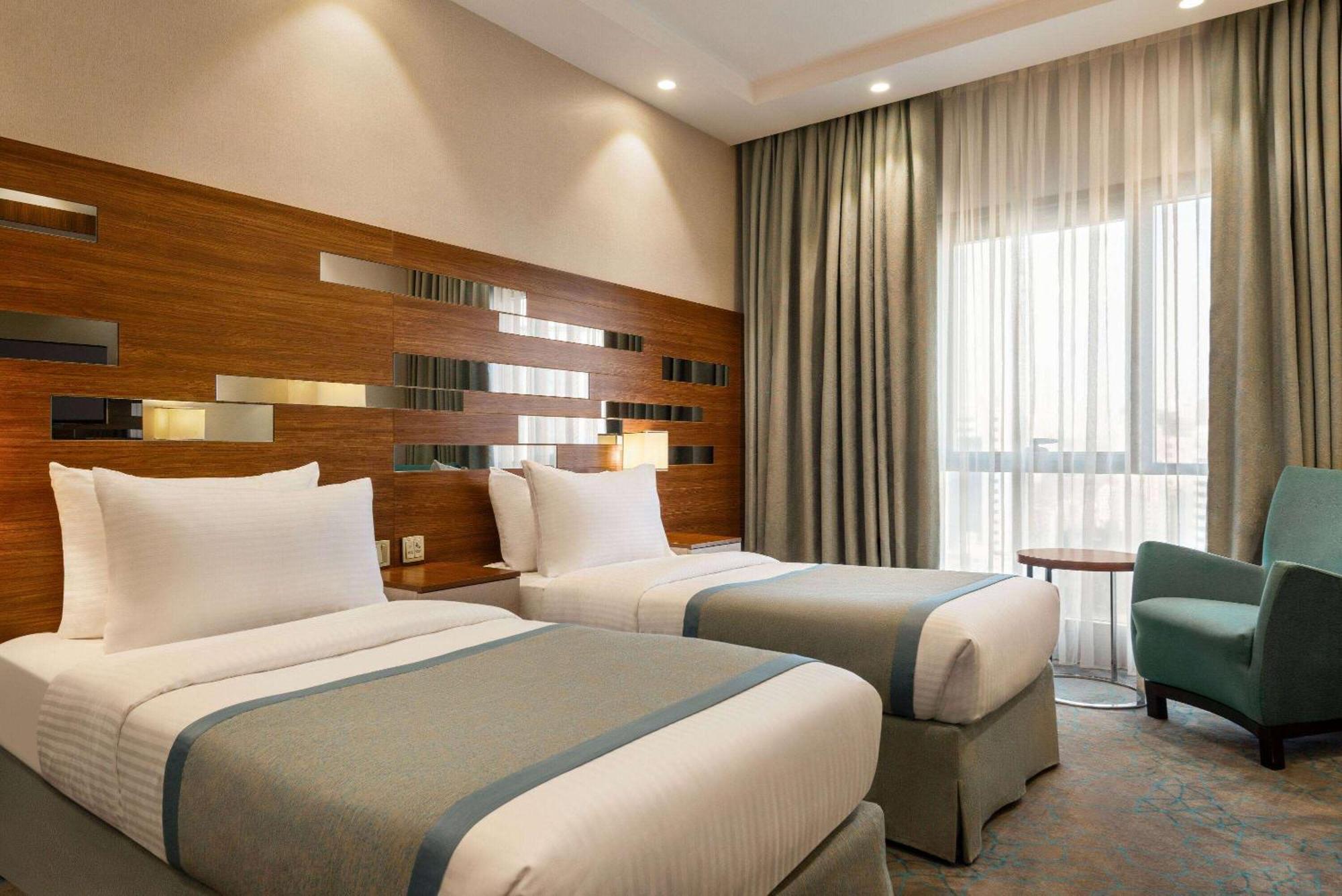 Hotel Ramada By Wyndham Makkah Zad Al Rawda à La Mecque Extérieur photo
