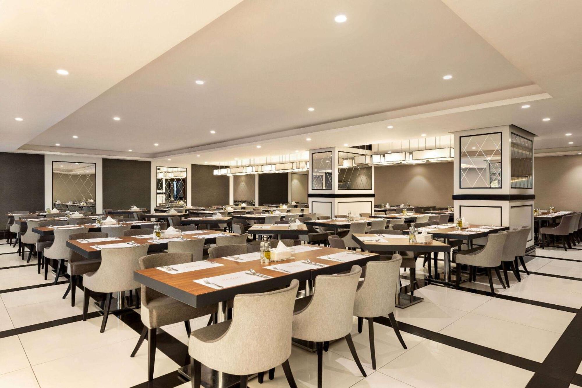 Hotel Ramada By Wyndham Makkah Zad Al Rawda à La Mecque Extérieur photo